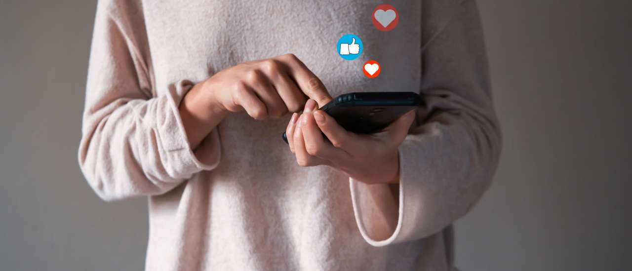 why-logging-out-of-facebook-could-save-you-from-scams-and-stop-metas-relentless-tracking