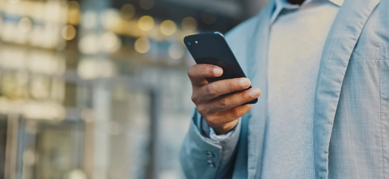 usa-introduces-a-self-deportation-app-called-cbp-home